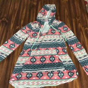 Juniors small (3-5) sweater 🎄